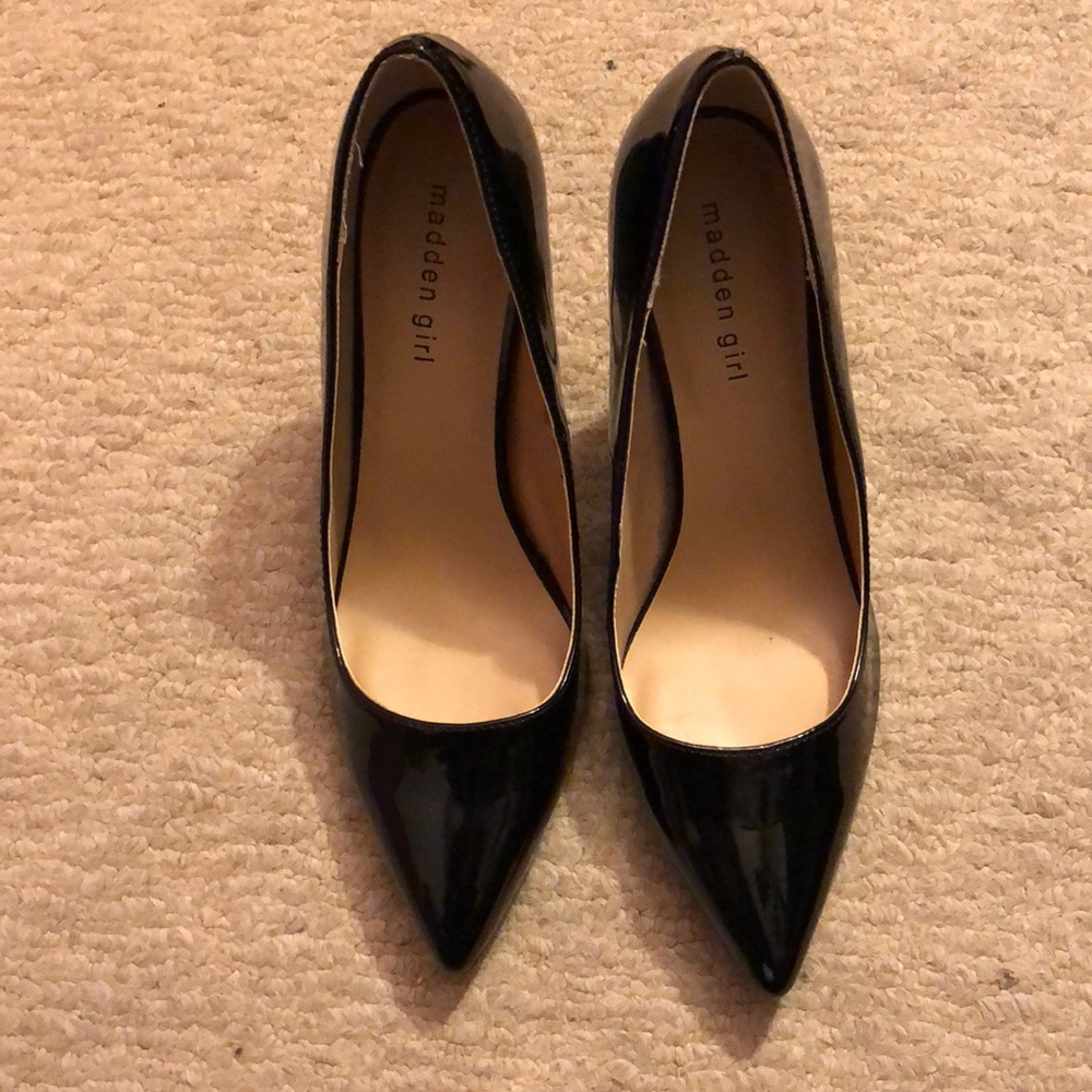 Madden Girl Ohnice PointedToe Classic Pumps